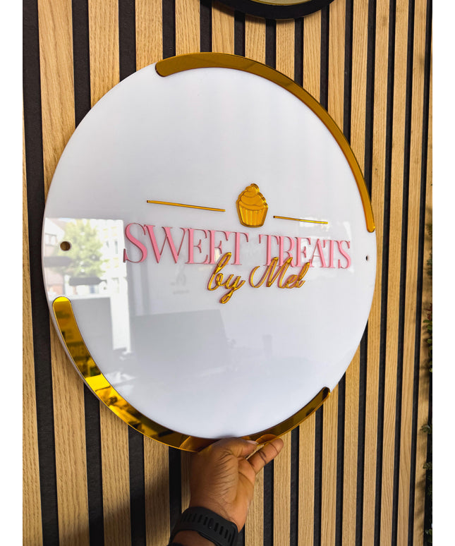 Acryl Logo Schild – Individuell gefertigtes Schild mit Ihrem Logo