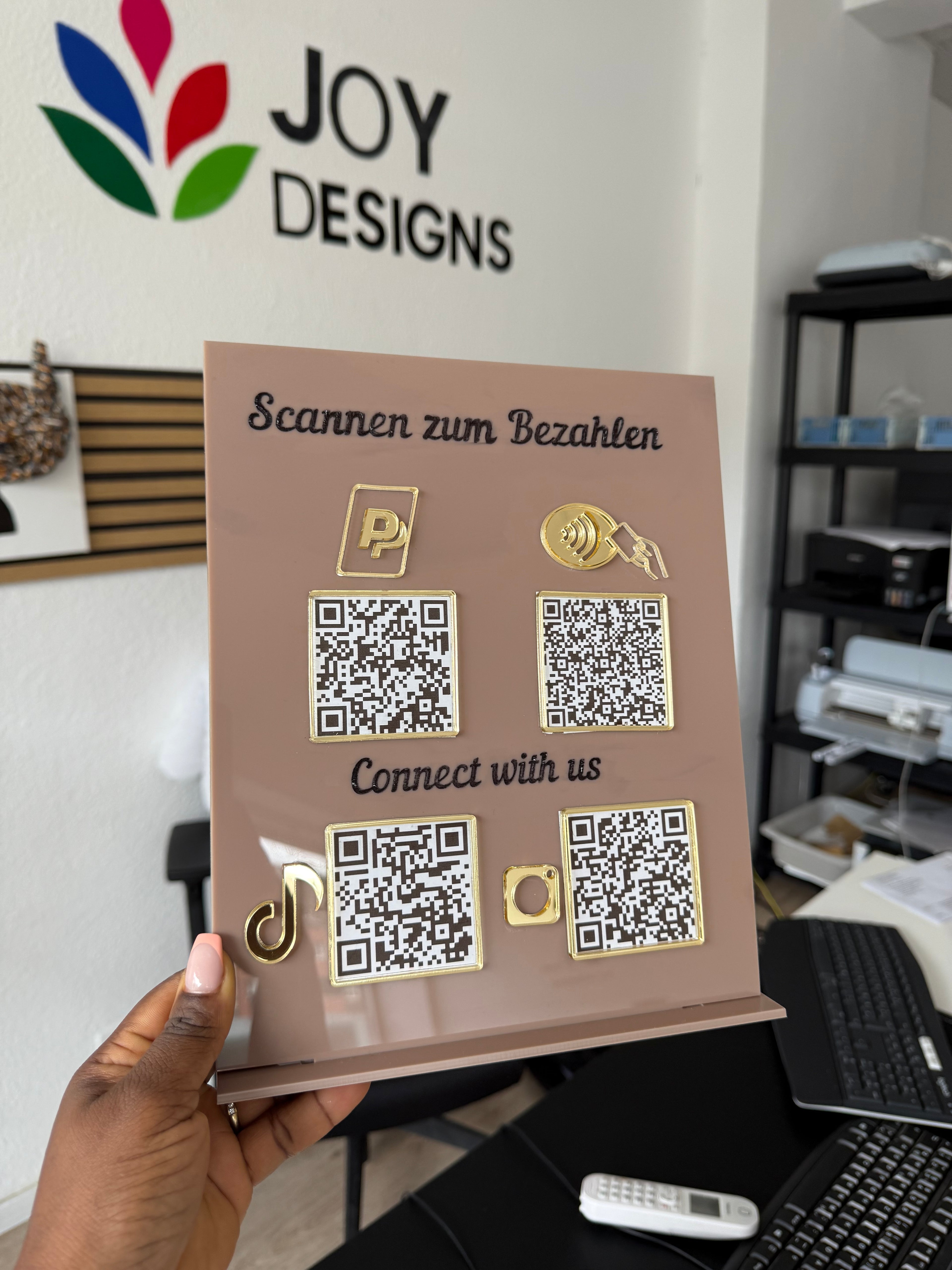 Alt: Personalisierbares Acryl QR-Code Zahlungsschild für Salon