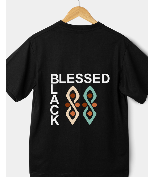 Schwarzes T-Shirt und Kapuzenpullover mit kurzen Ärmeln für Unisex Blessed and Black
