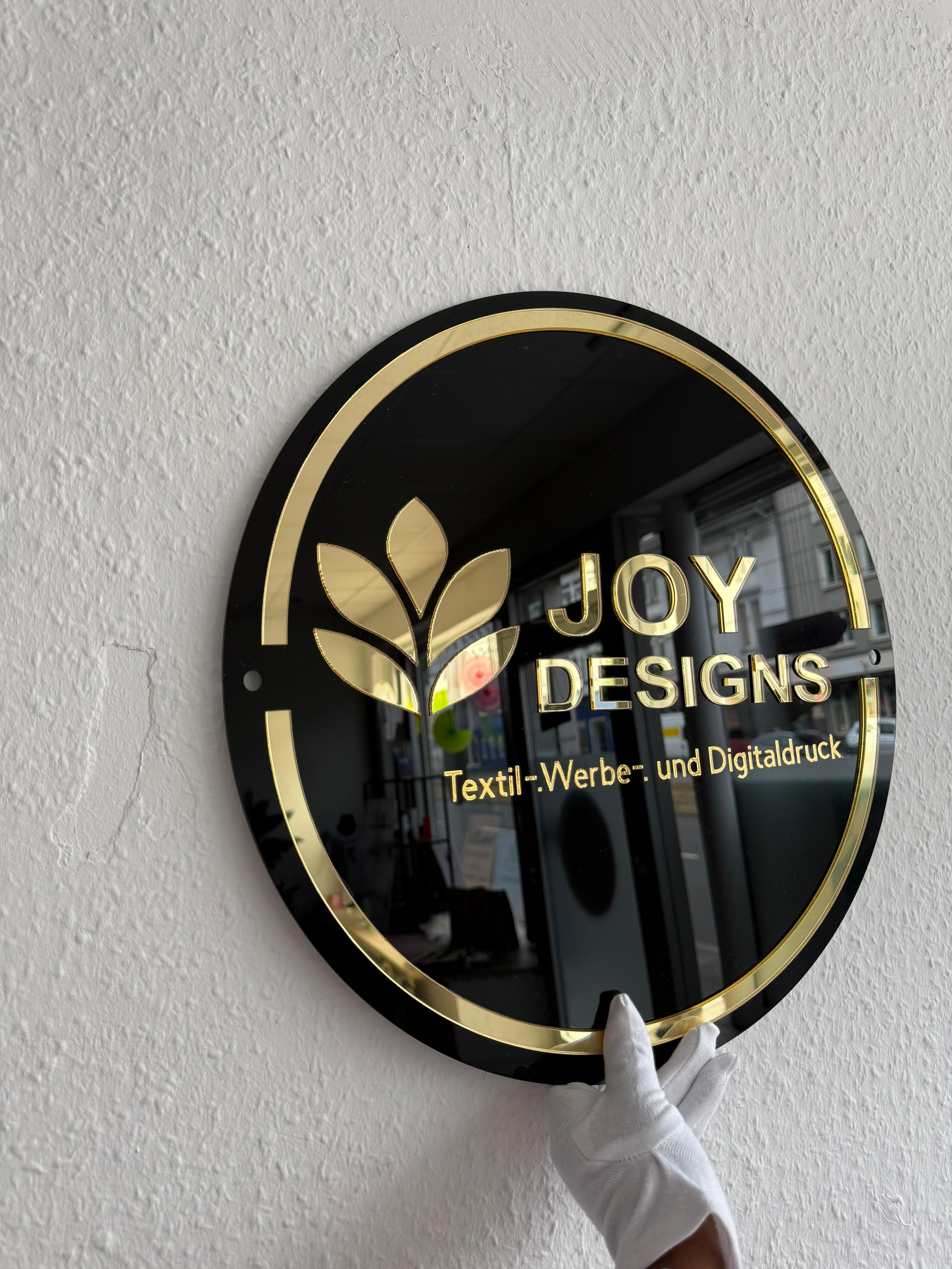 Edles Acrylschild – Indoor Firmenschild für den Innenbereich