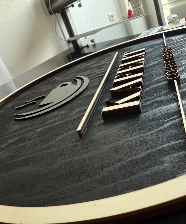 3D Holzschild mit Logo | Personalisiertes Wandschild